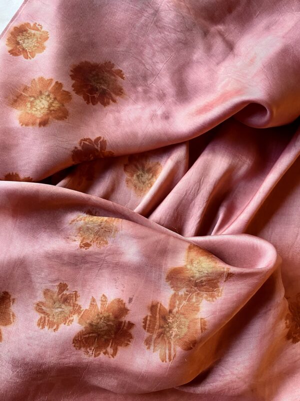 Lenço de seda estampado rosa