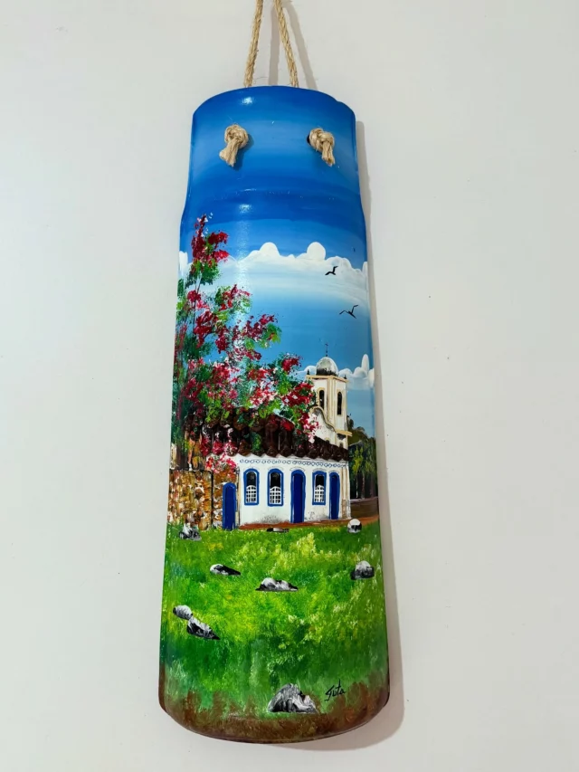 Mais uma obra de arte da artista Gutta de Paraty . Essa foi para o quarto de hóspedes . As outras três mostro em outro post . Arte feita com a alma merece estar à vista de todos .